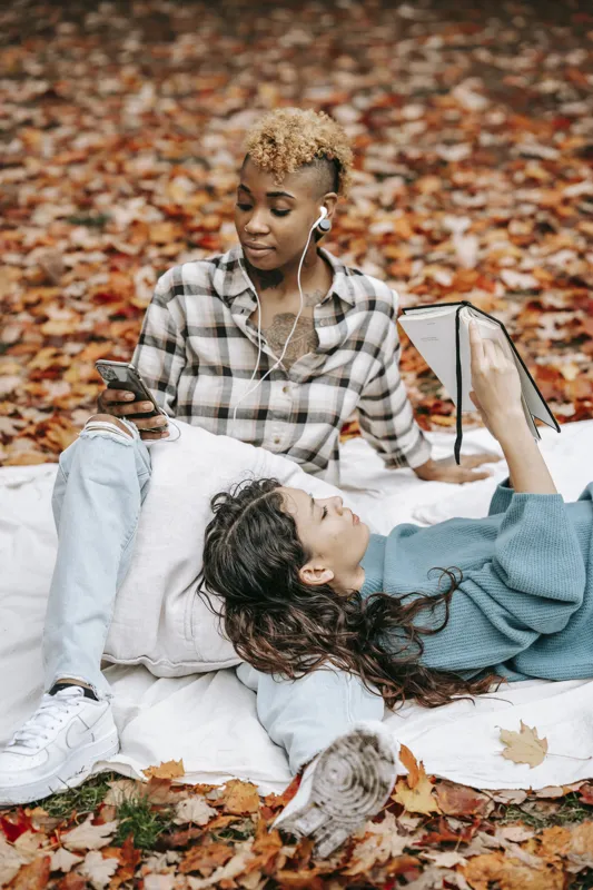 how can i read books for free on my phone