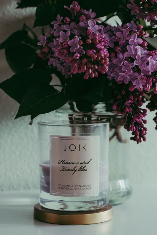 who invented romance