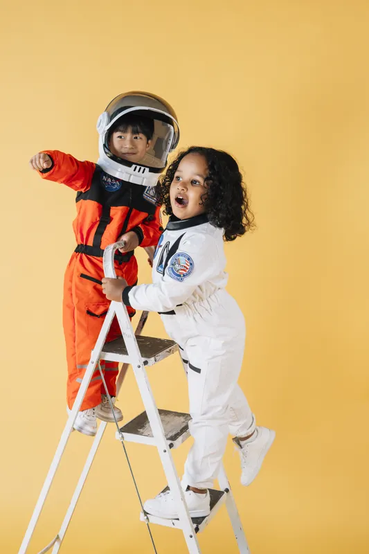 what is the main point of the alchemist