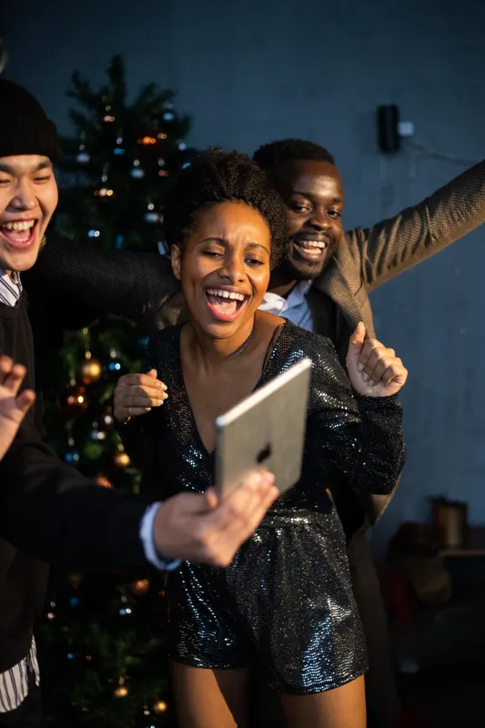 what is a group of 4 friends called