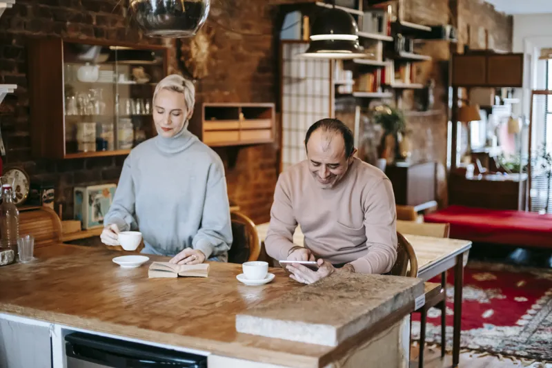 how can i read stories online for free