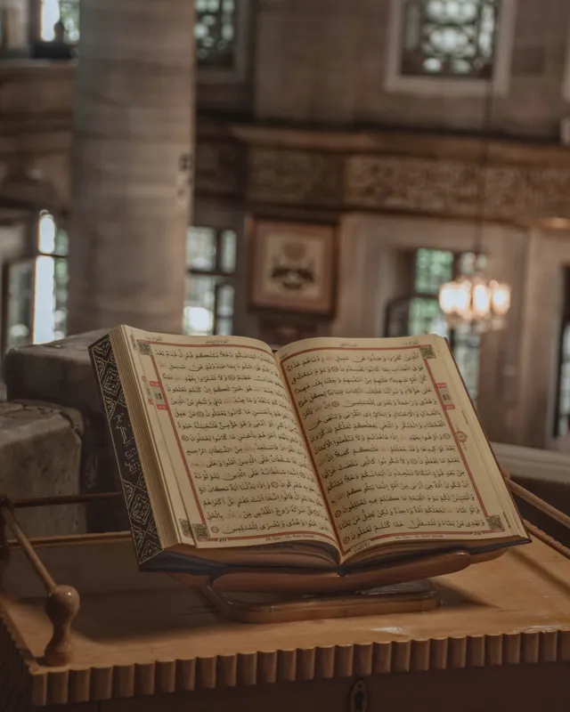 how old is the oldest bible found